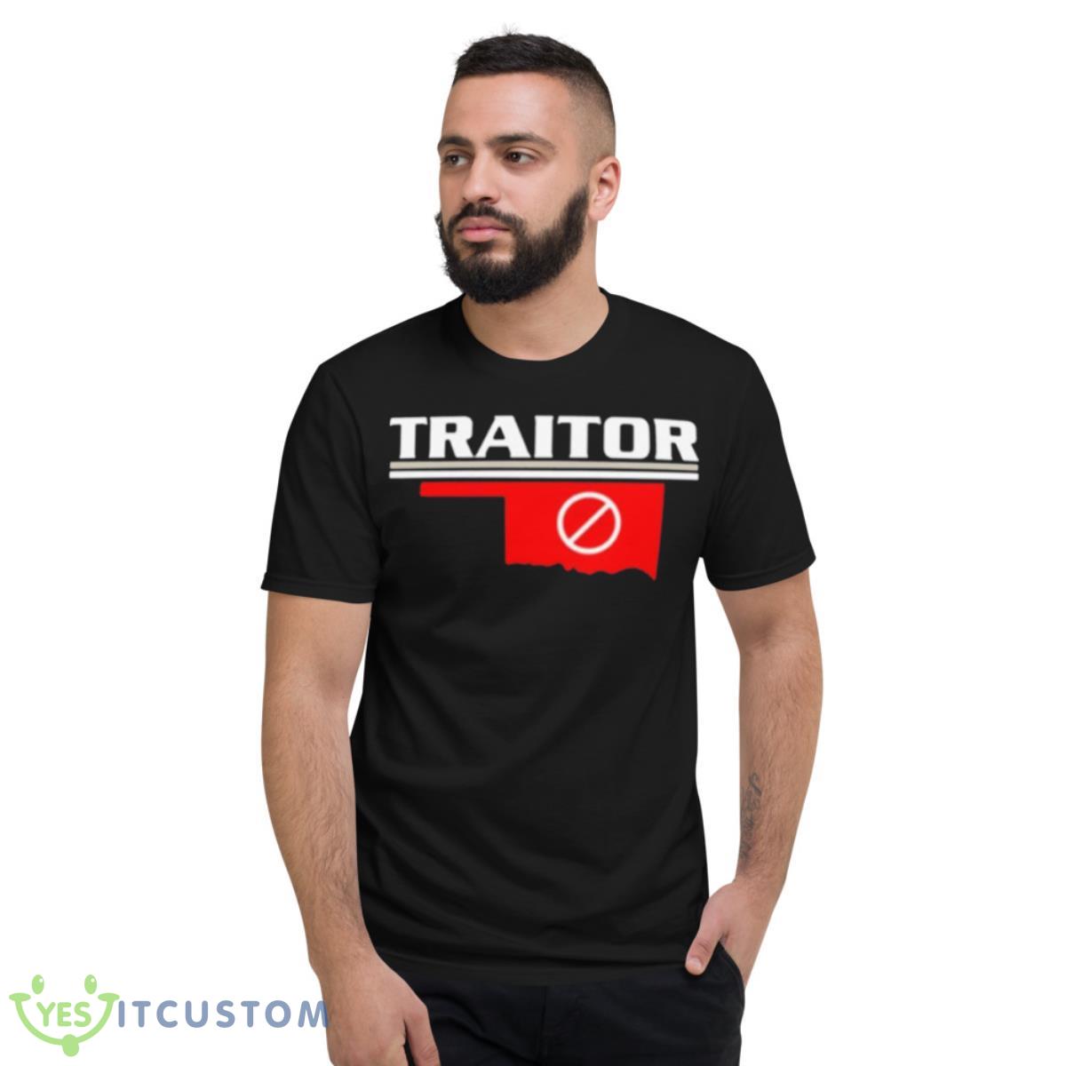 Baker mayfield traitor shirt 2 Baker mayfield traitor shirt - Short Sleeve T-Shirt