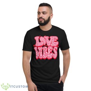 Love Vibes Cute Pink Heart Valentines Day Retro Leopard T Shirt - Short Sleeve T-Shirt