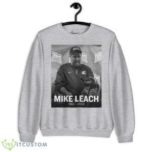 Rip Mike Leach 1961 2022 shirt - Unisex Heavy Blend Crewneck Sweatshirt