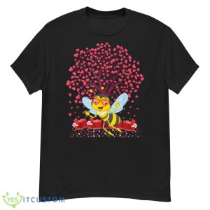Bee Lover Heart Tree Bee Valentine’s Day Shirt - G500 Men’s Classic T-Shirt