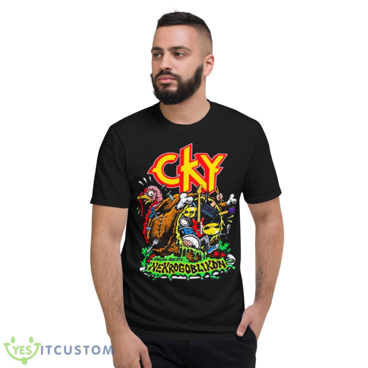 Close Yet Far Cky Band shirt 2 Close Yet Far Cky Band shirt - Short Sleeve T-Shirt