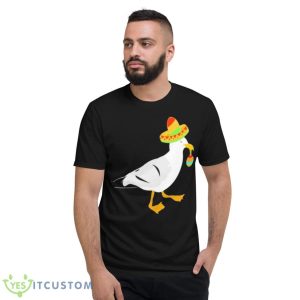 Mexican Seagull Sombrero Costume Maraca Funny Bird Shirt - Short Sleeve T-Shirt