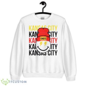 Chiefs Smiley Face Leopard Beanie Shirt - Unisex Heavy Blend Crewneck Sweatshirt