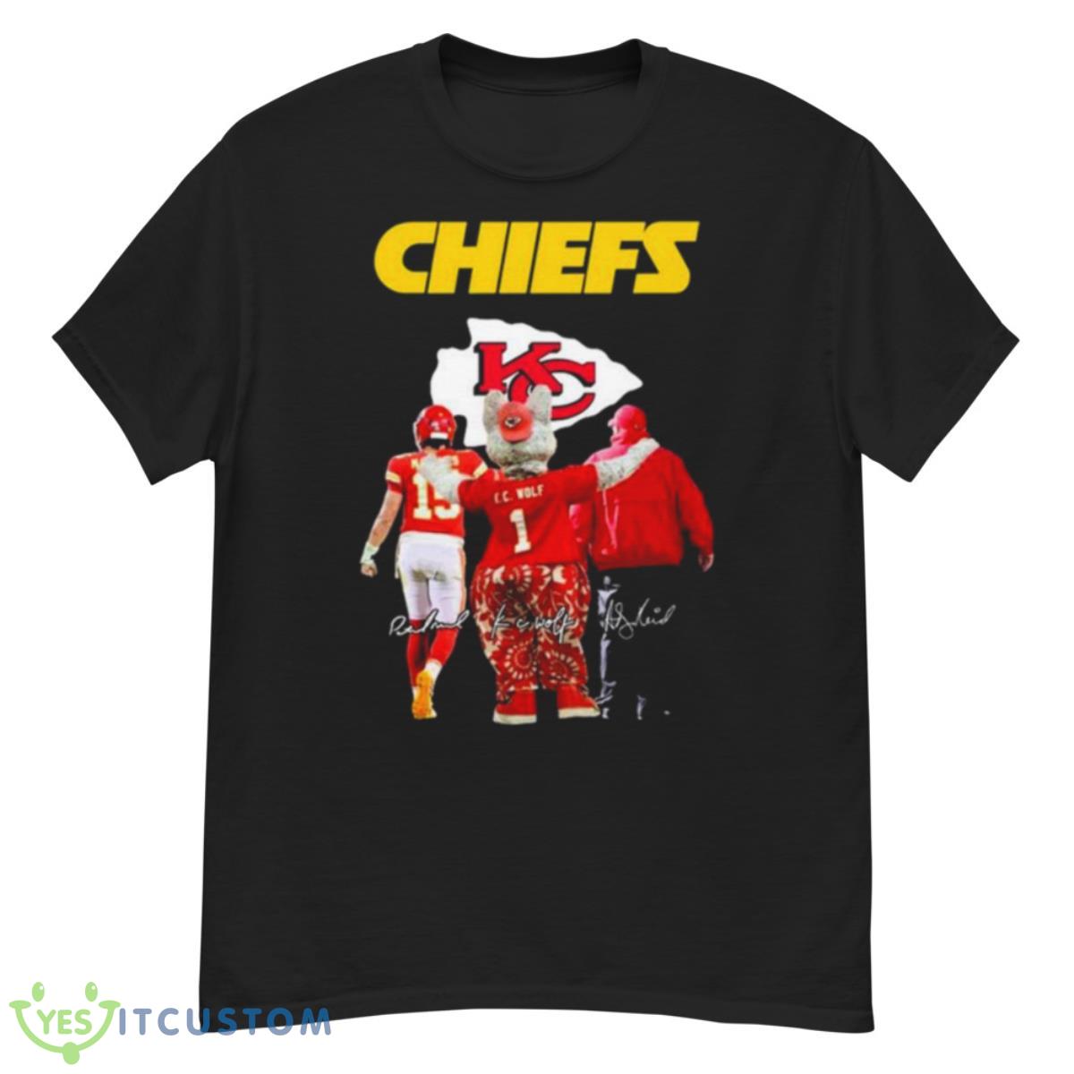 Chiefs Super Bowl Mahomes 15 C.C Wolf Signatures Shirt 12 Chiefs Super Bowl Mahomes 15 C.C Wolf Signatures Shirt - G500 Men’s Classic T-Shirt