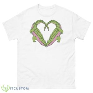 Gators Daily Kissing Crocs Shirt - 500 Men’s Classic Tee Gildan