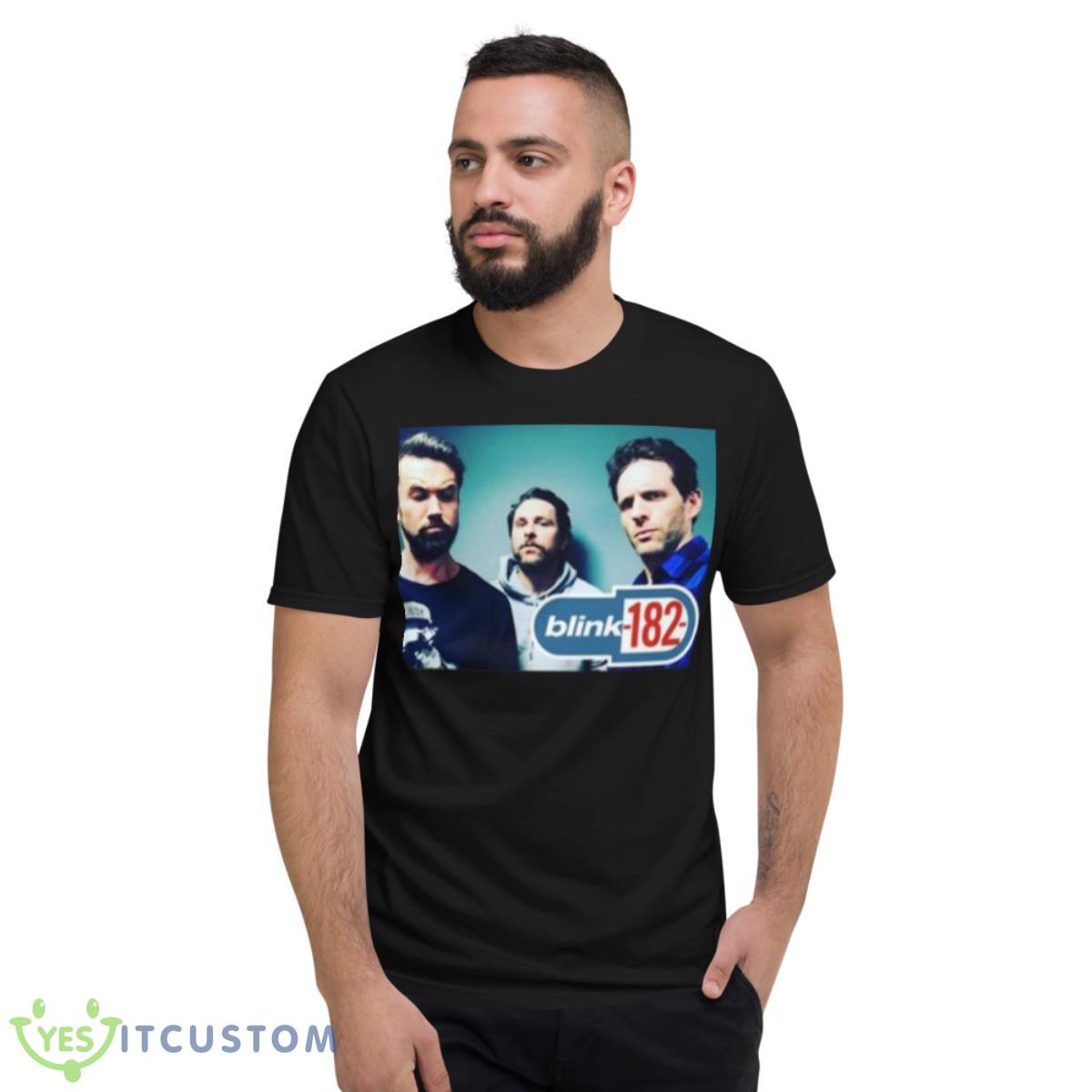It’i Always Sunny In Philadelphia Blink 182 Shirt 2 It’i Always Sunny In Philadelphia Blink 182 Shirt - Short Sleeve T-Shirt