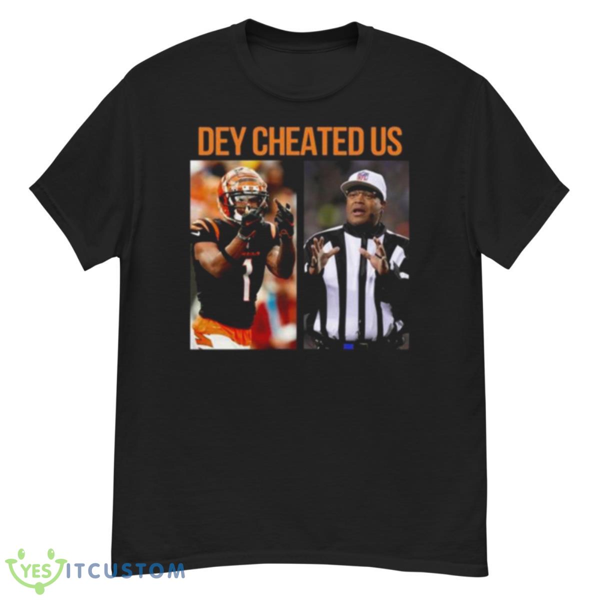 Ja’marr Chase Dey Cheated Us Shirt 12 Ja’marr Chase Dey Cheated Us Shirt - G500 Men’s Classic T-Shirt