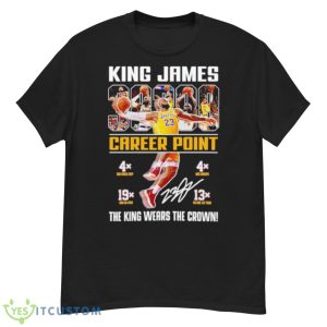 Los Angeles Lakers King James 38388 Career Point The King Wears The Crown With Signature Shirt - G500 Men’s Classic T-Shirt