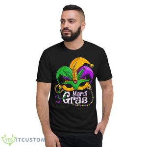 Mardi Gras Beads Mask Feathers 2023 Shirt - Short Sleeve T-Shirt