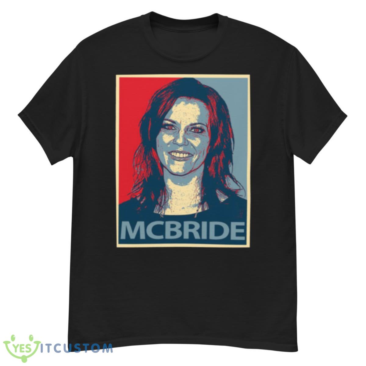 Martina Mcbride PortraiShirt 12 Martina Mcbride PortraiShirt - G500 Men’s Classic T-Shirt