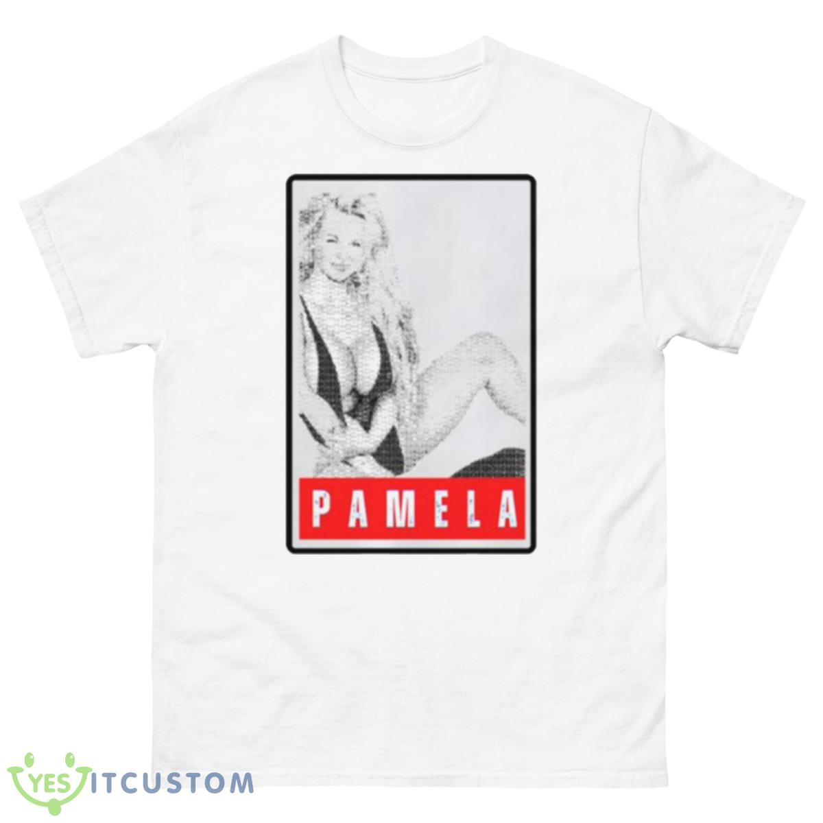 Pamela Anderson In Bikini Shirt 10 Pamela Anderson In Bikini Shirt - 500 Men’s Classic Tee Gildan