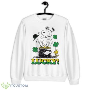 Peanuts Snoopy Lucky St Patrick’s Day Pot O’ Gold Shirt - Unisex Heavy Blend Crewneck Sweatshirt