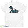 Philadelphia Eagles Snoopy And Woodstock Drive Car 2023 Super Bowl Shirt - 500 Men’s Classic Tee Gildan