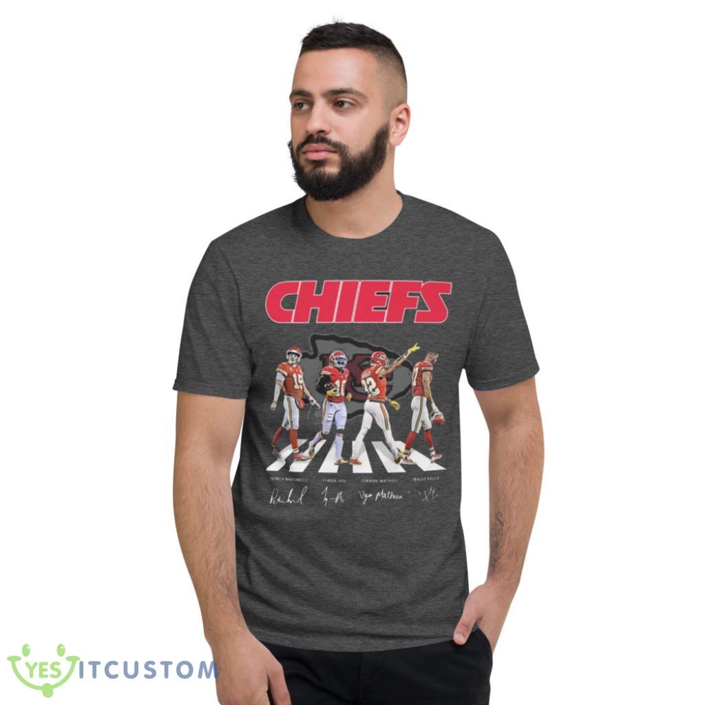 The Chiefs Patrick Mahomes II Tyreek Hill Tyrann Mathieu And Travis Kelce Abbey Road Signatures Shirt 7 The Chiefs Patrick Mahomes II Tyreek Hill Tyrann Mathieu And Travis Kelce Abbey Road Signatures Shirt Product Photo 7