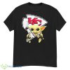Yoda Holding Cup Kansas City Chiefs City Of Champions Super Bowl LVII With Logos Shirt - G500 Men’s Classic T-Shirt