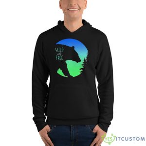 Bear Wild And Free Shirt - Unisex Fleece Pullover Hoodie
