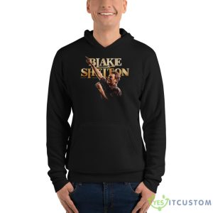 Blake Shelton On The Stage Shirt - Unisex Fleece Pullover Hoodie