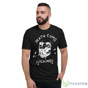 Death Cums Licking Skull Shirt - Short Sleeve T-Shirt