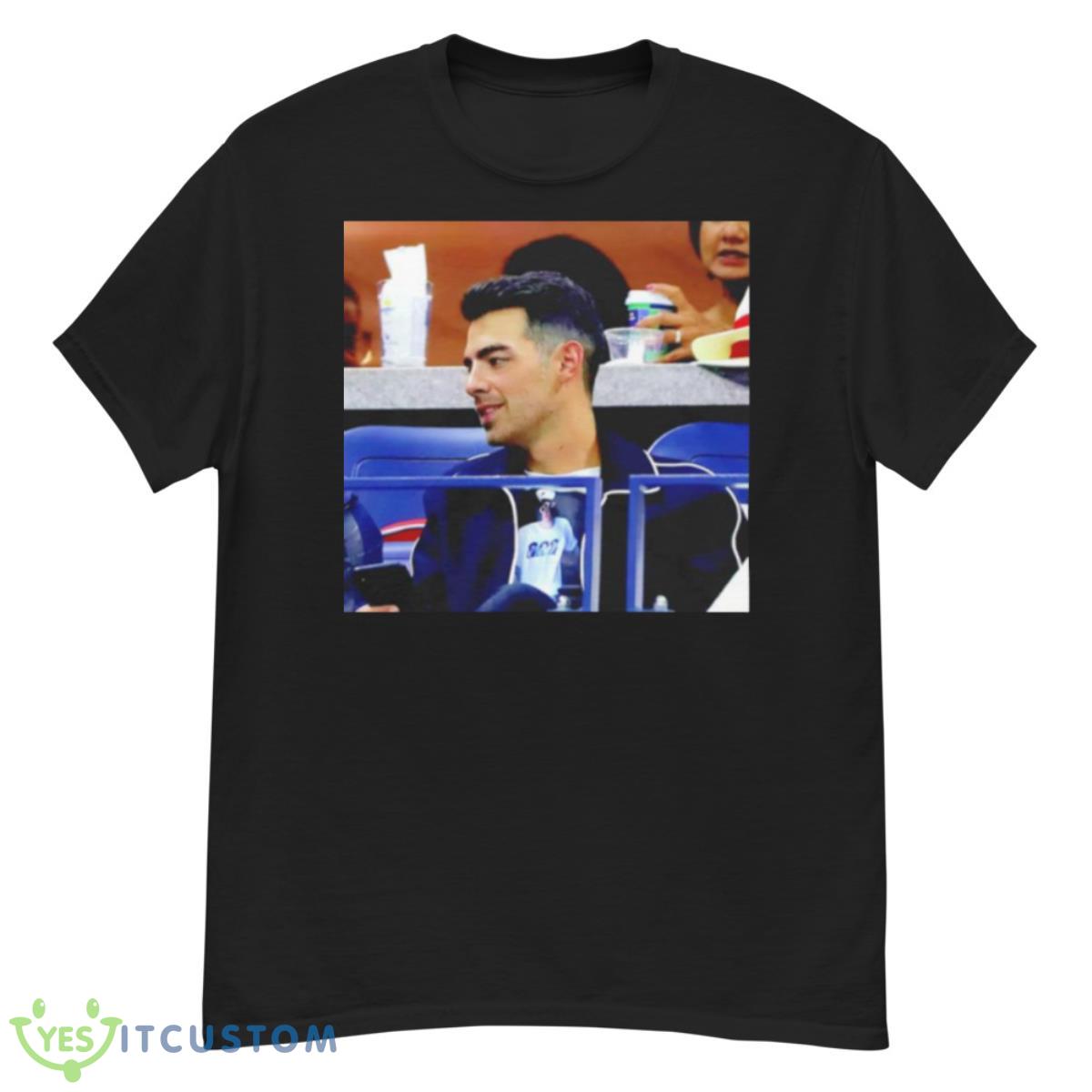 Joe Jonas Wearing A Justin Bieber Shirt 12 Joe Jonas Wearing A Justin Bieber Shirt - G500 Men’s Classic T-Shirt