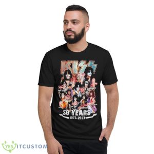 Kiss Band 50 Years Of 1973 2023 Thank You Fans Signatures Shirt - Short Sleeve T-Shirt