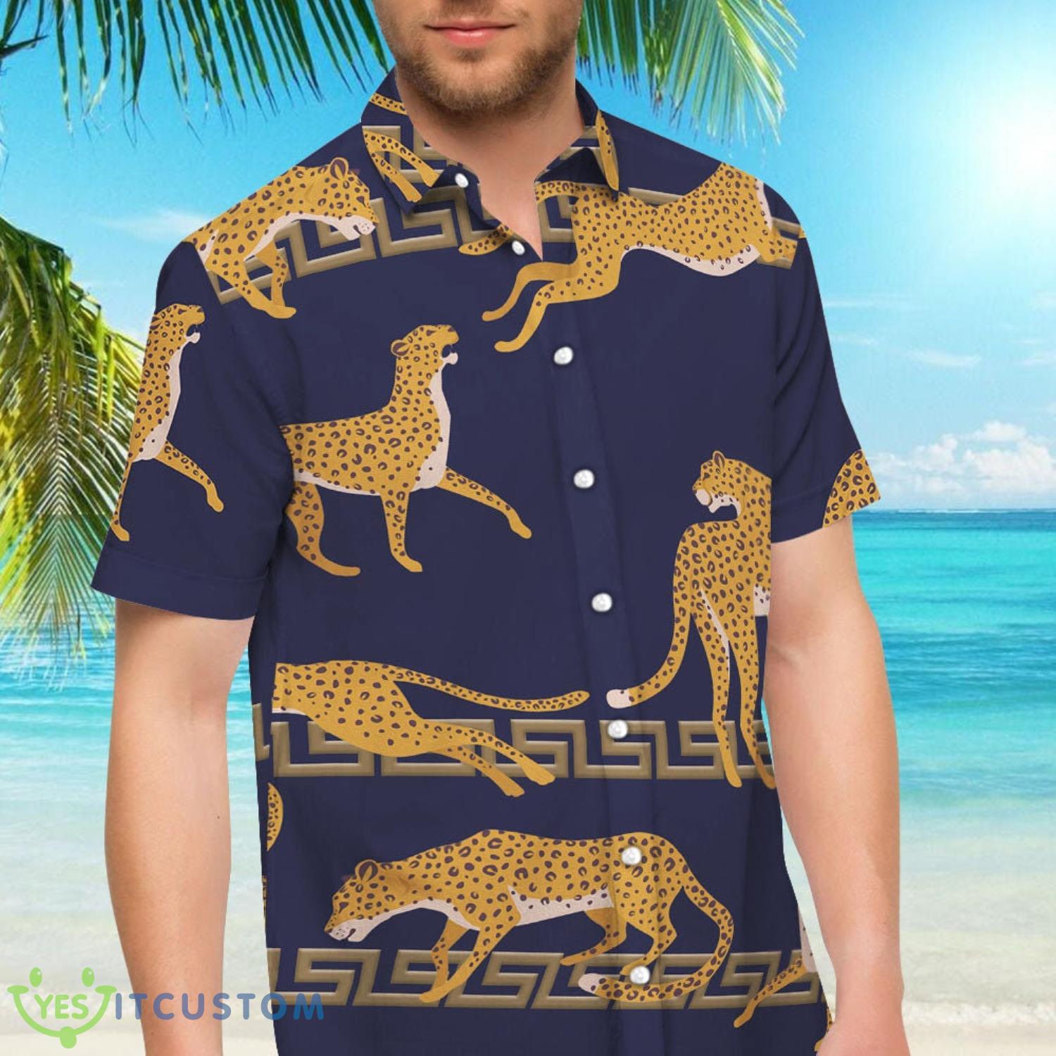 Leopard Animal On Purple Background Hawaii Shirt 15 Leopard Animal On Purple Background Hawaii Shirt Product Photo 6