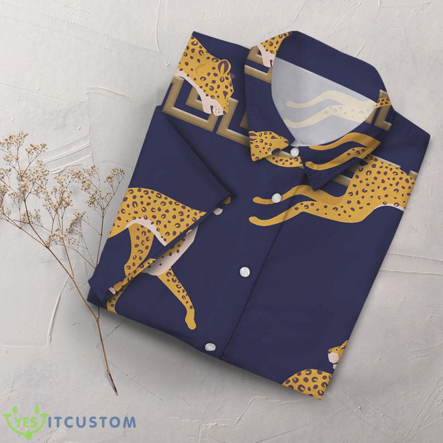 Leopard Animal On Purple Background Hawaii Shirt 7 Leopard Animal On Purple Background Hawaii Shirt Product Photo 7