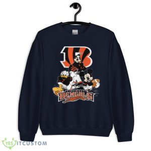 NFL Cincinnati Bengals Mickey Mouse Donald Duck Goofy Football Shirt T-Shirt 15 NFL Cincinnati Bengals Mickey Mouse Donald Duck Goofy Football Shirt T-Shirt Product Photo 5