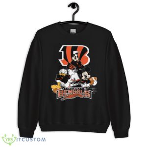 NFL Cincinnati Bengals Mickey Mouse Donald Duck Goofy Football Shirt T-Shirt 16 NFL Cincinnati Bengals Mickey Mouse Donald Duck Goofy Football Shirt T-Shirt Product Photo 6