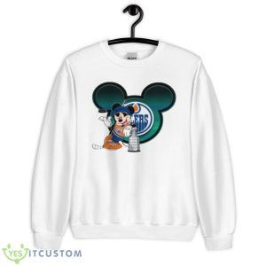 NHL Edmonton Oilers Stanley Cup Mickey Mouse Disney Hockey T Shirt Product Photo 2