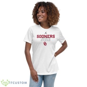 Oklahoma Sooners Jordan On Court Bench Shirt - Women's Relaxed Short Sleeve Jersey Tee