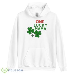 One Lucky Mama St Patricks Day Shirt - Unisex Heavy Blend Hooded Sweatshirt
