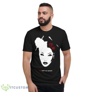 Red Ruby Da Sleeze Shirt - Short Sleeve T-Shirt