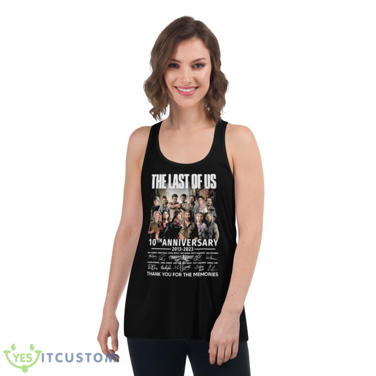The Last Of Us 10th Anniversary 2013 2023 Thank You For The Memories Signatures Shirt 5 The Last Of Us 10th Anniversary 2013 2023 Thank You For The Memories Signatures Shirt - Women's Flowy Racerback Tank