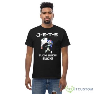 J E T S suck! suck! suck Buffalo Football Black T Shirt - Men’s Classic Tee Gildan 5000