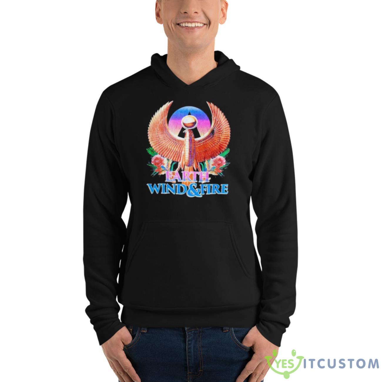 Men’s Earth Wind And Fire Logo Shirt 4 Men’s Earth Wind And Fire Logo Shirt - Unisex Fleece Pullover Hoodie