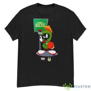 Milwaukee Bucks Looney Tunes Marvin The Martian Shirt - G500 Men’s Classic T-Shirt
