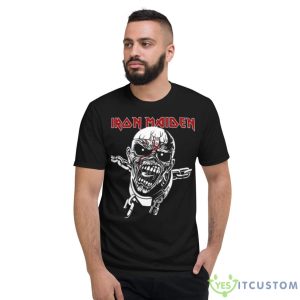 PIECE OF MIND GRAPHIC TEE - Short Sleeve T-Shirt