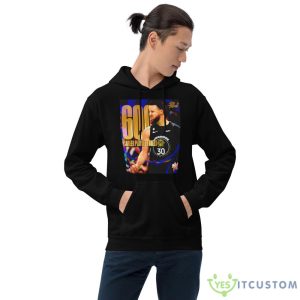 Stephen Curry NBA 600 career threes Funny T Shirt - 18500 Unisex Heavy Blend Hooded Sweatshirt