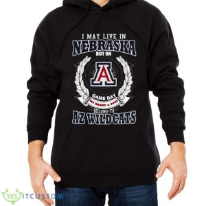 I May Live In Nebraska But On Game Day My Heart & Soul Belongs To Arizona Wildcats Shirt - Men Black Hoodie
