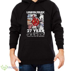 Linkin Park 27 Years 1966 – 2023 Thank You For The Memories Signatures Shirt 8 Linkin Park 27 Years 1966 – 2023 Thank You For The Memories Signatures Shirt - Men Black Hoodie