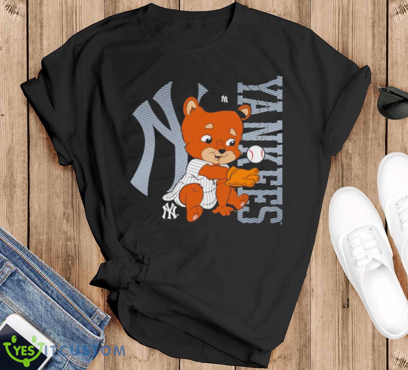 New York Yankees Infant Mascot shirt 12 New York Yankees Infant Mascot shirt - Black T-Shirt