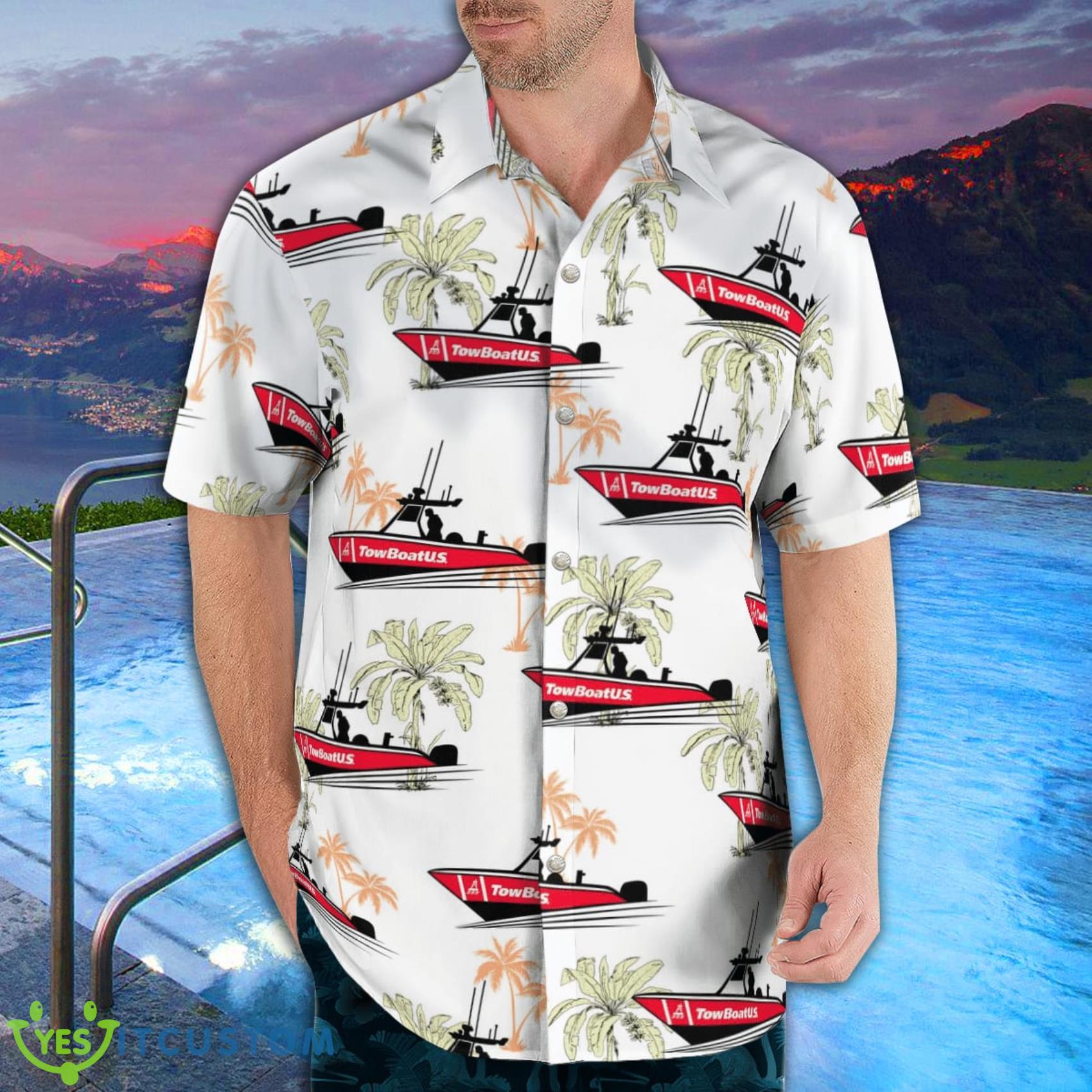 Towboat Us Summer Aloha And Beach Short 4 Towboat Us Summer Aloha And Beach Short Product Photo 4