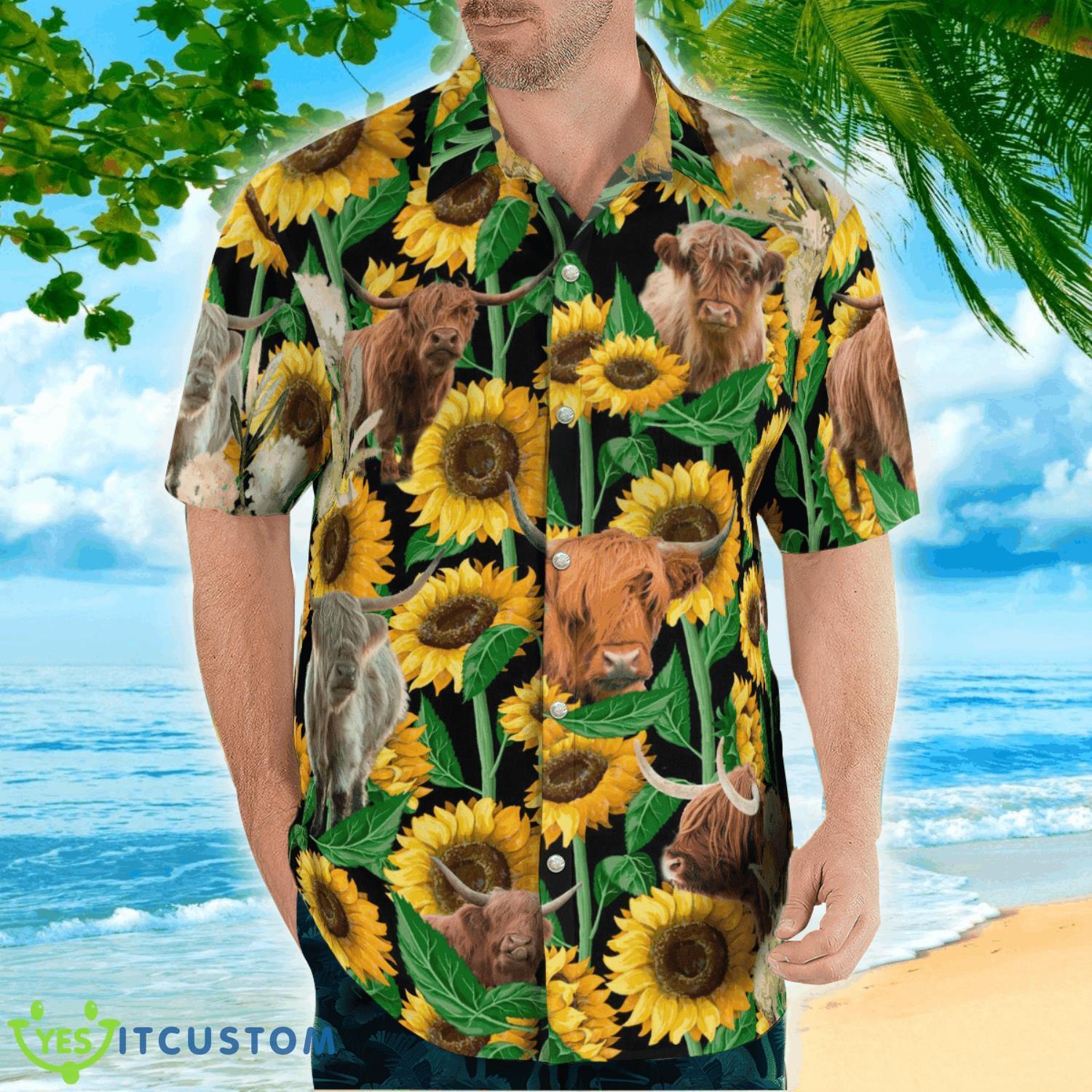 Highland Cattle Loves Hawaiian Shirt Summer Gift Product Photo 1