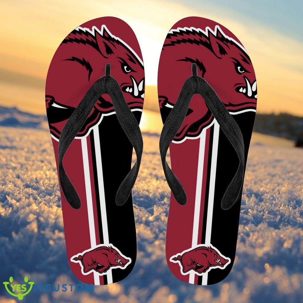 Arkansas Razorbacks Fan Gift Two Main Colors Flip Flops 3 Arkansas Razorbacks Fan Gift Two Main Colors Flip Flops Product Photo 1