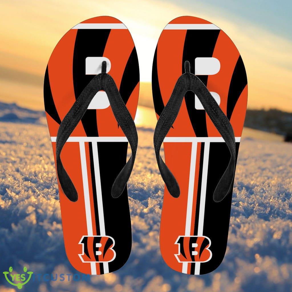 Cincinnati Bengals Fan Gift Two Main Colors Flip Flops Product Photo 1