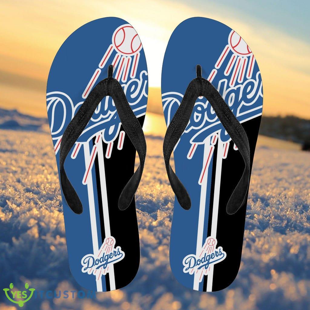 Los Angeles Dodgers Fan Gift Two Main Colors Flip Flops Product Photo 1