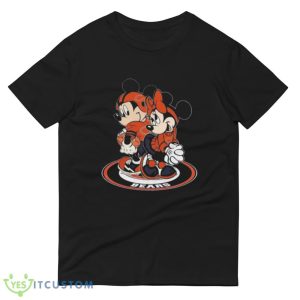 NFL Chicago Bears Mickey Mouse And Minnie Mouse Shirt Gift For Fan 12 NFL Chicago Bears Mickey Mouse And Minnie Mouse Shirt Gift For Fan - 980 Lightweight Fashion Short Sleeve T-Shirt