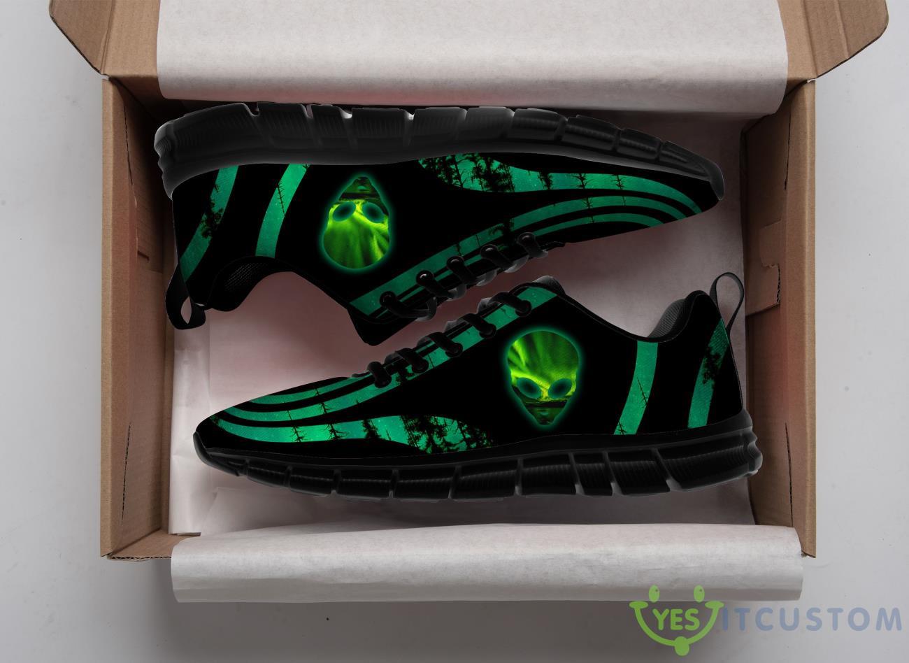 Alien Forest Casual Running Sneakers 3 Alien Forest Casual Running Sneakers Product Photo 3