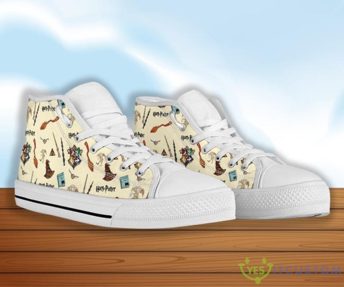 Harry Potter Shoes Pattern Hogwarts High Top Sneakers 9 Harry Potter Shoes Pattern Hogwarts High Top Sneakers Product Photo 2