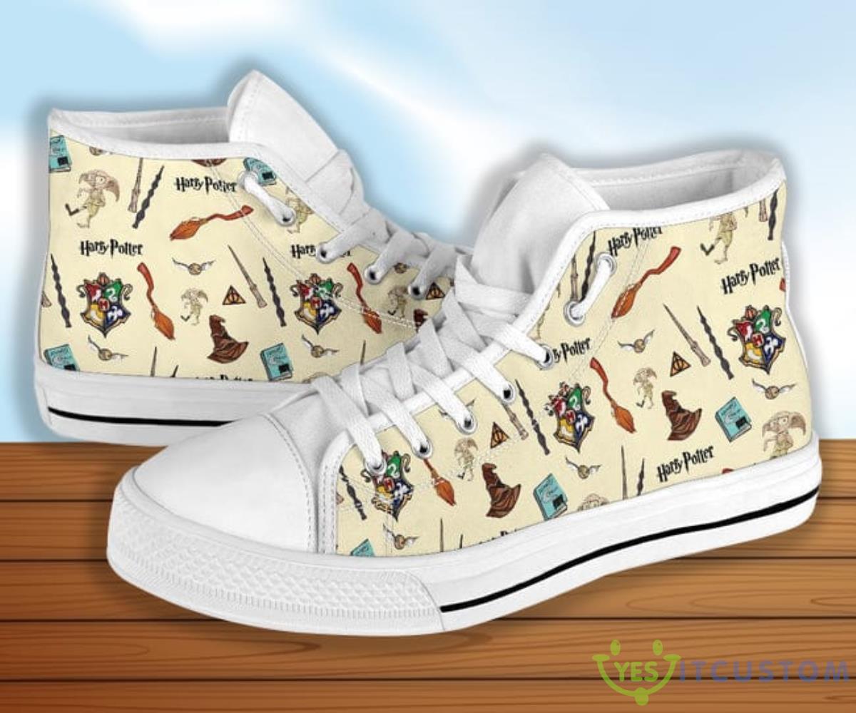 Harry Potter Shoes Pattern Hogwarts High Top Sneakers 3 Harry Potter Shoes Pattern Hogwarts High Top Sneakers Product Photo 3